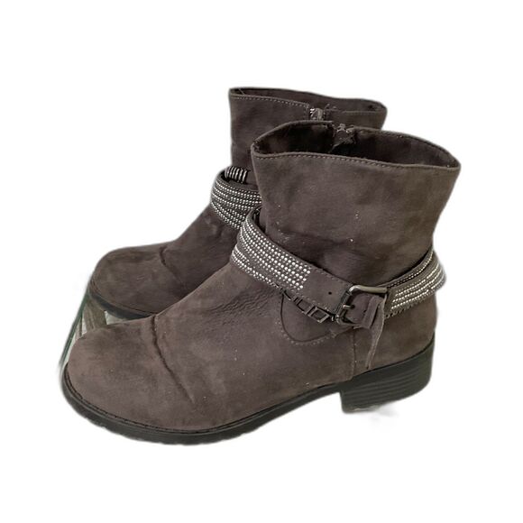 Lane Bryant Faux Suede Ankle Boots Women’s size 9W Brown zip buckle bling accent - Picture 1 of 11